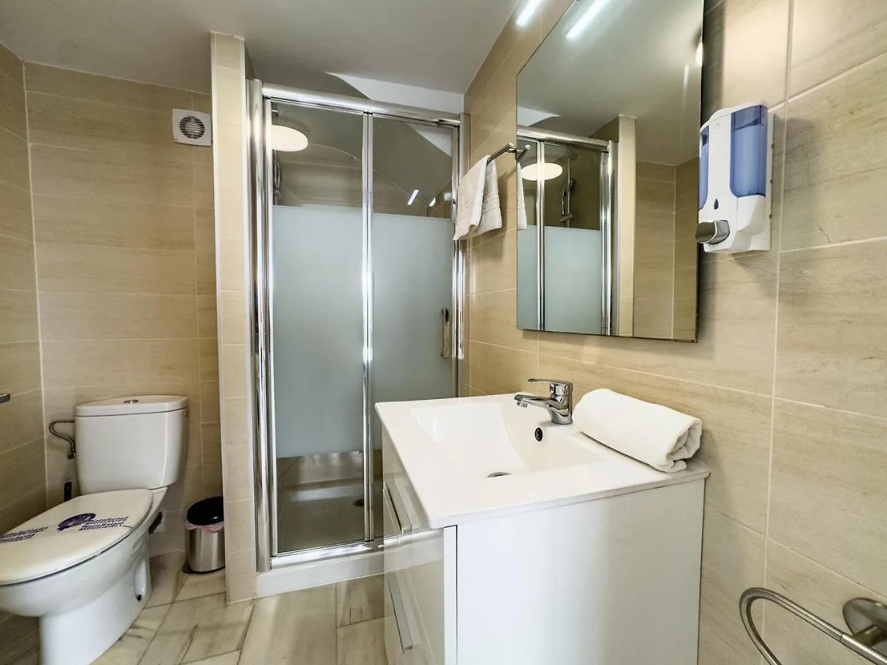 Skol 617 Beachfront Two-Bedrooms Duplex With Sea Views Марбелья 0*,  Испания