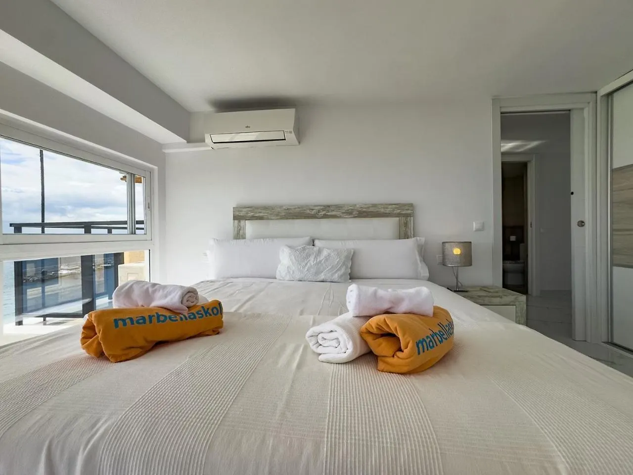 Апартаменты Skol 617 Beachfront Two-Bedrooms Duplex With Sea Views Марбелья Испания