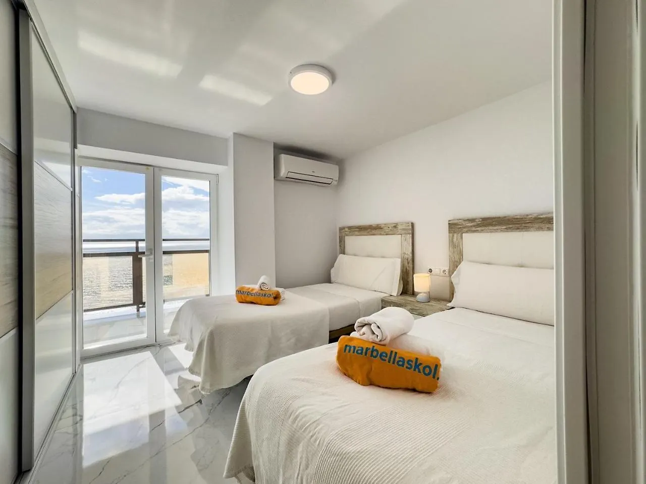 Skol 617 Beachfront Two-Bedrooms Duplex With Sea Views Марбелья Апартаменты