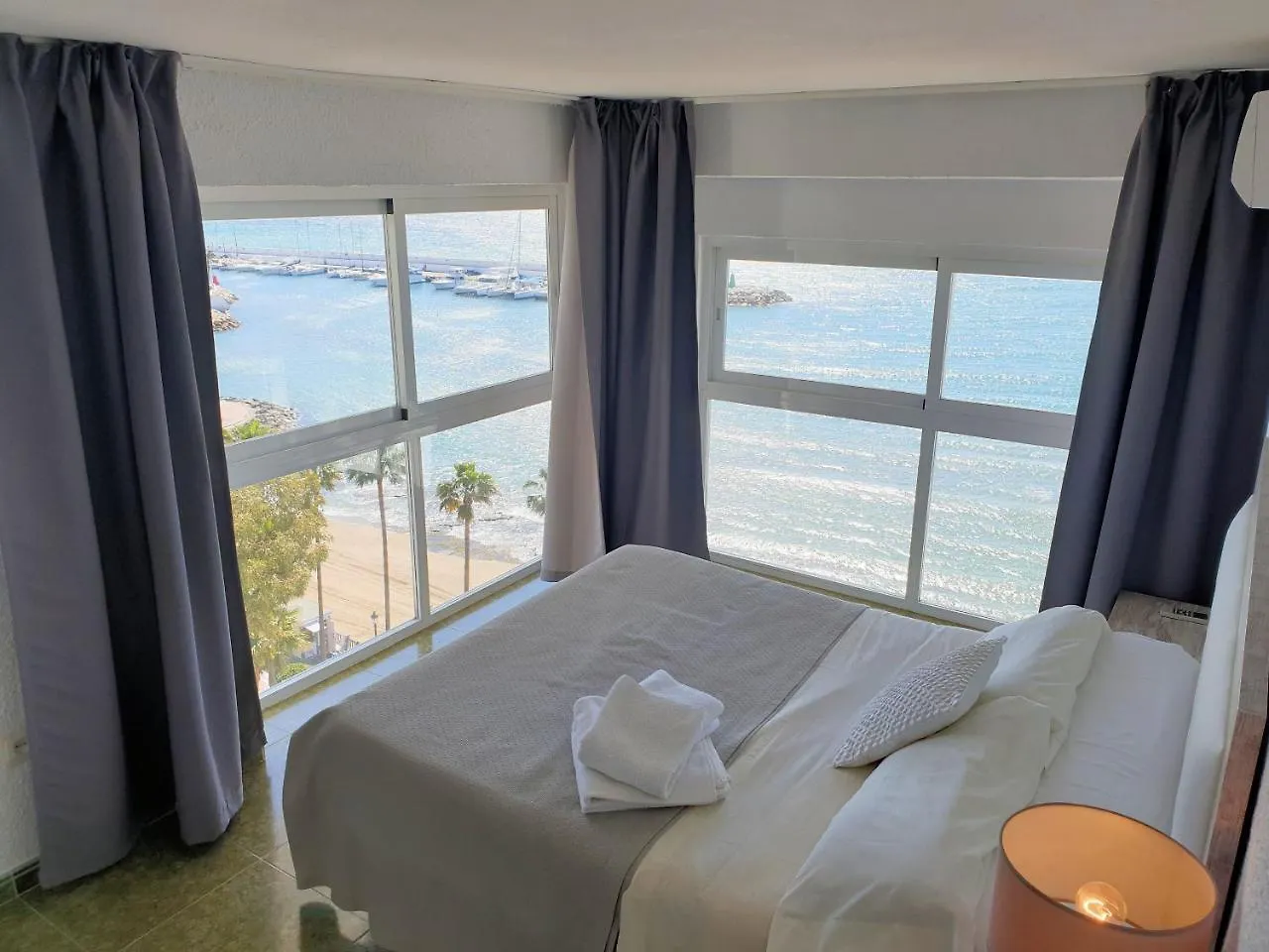 Skol 617 Beachfront Two-Bedrooms Duplex With Sea Views Марбелья 0*,
