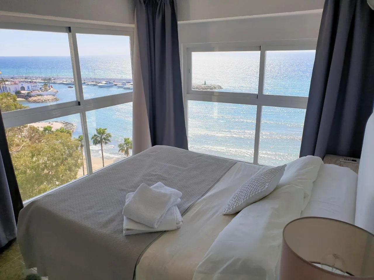 Skol 617 Beachfront Two-Bedrooms Duplex With Sea Views Марбелья Апартаменты
